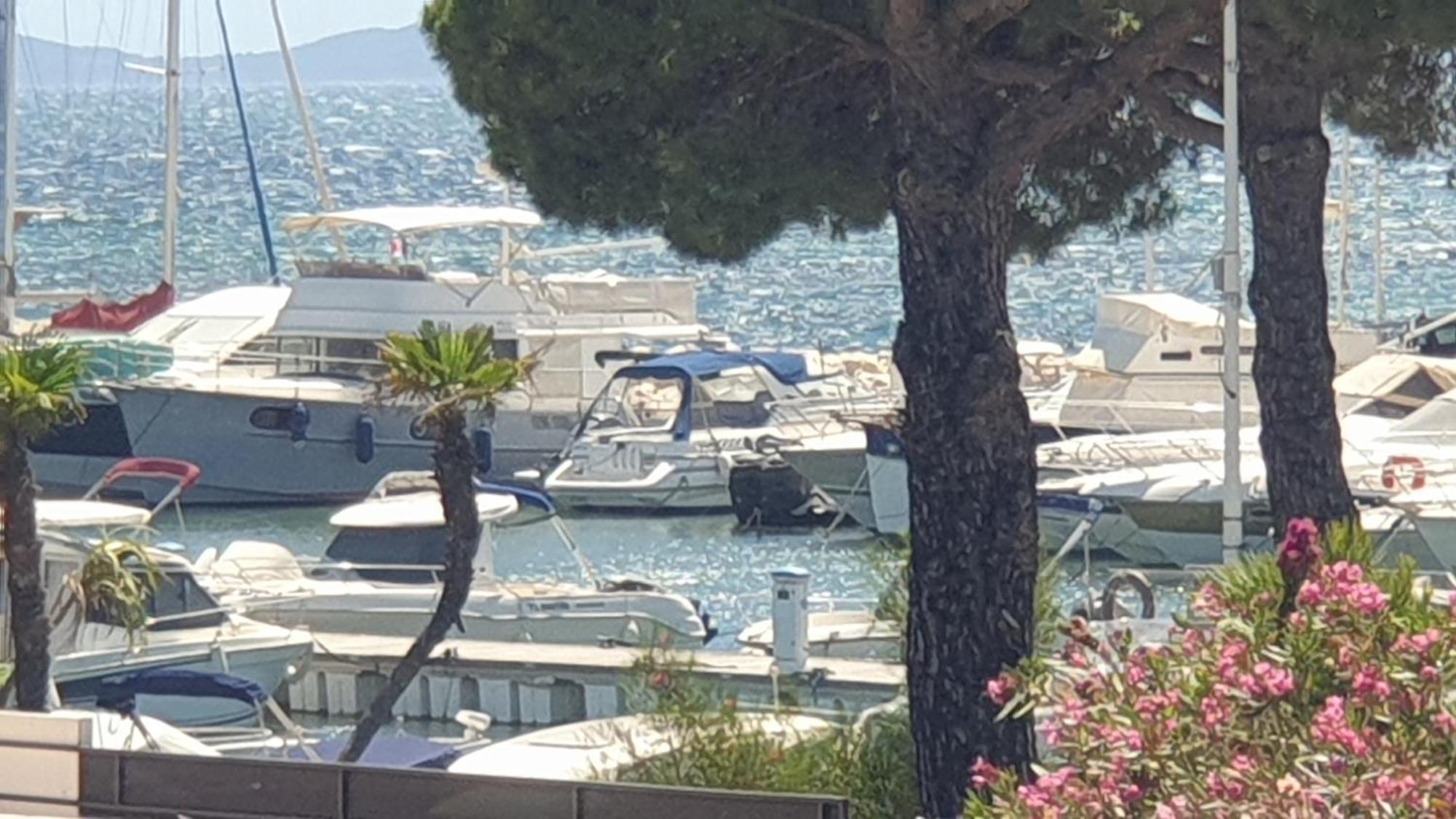 Plage Miramar La Londe-les-Maures Esterno foto